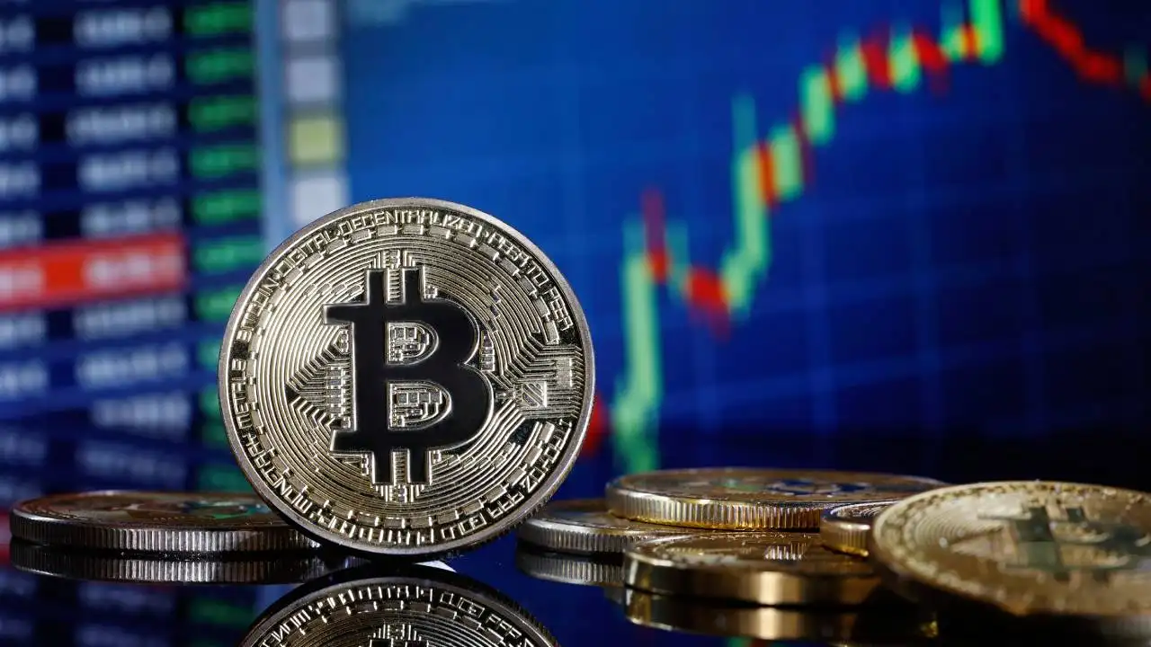 Can Bitcoin Price Revisit ATH in January 2025?